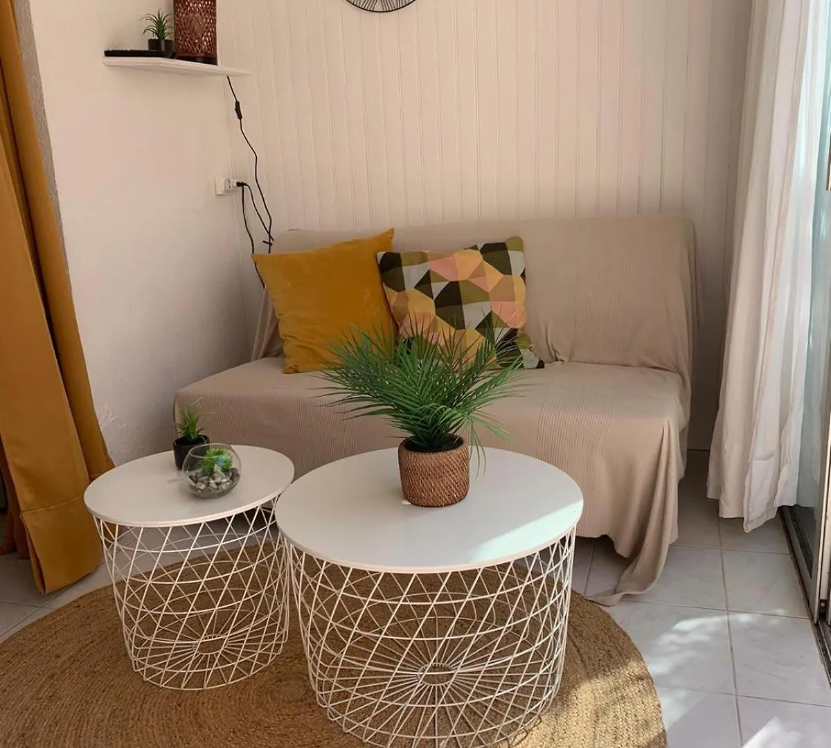 Apartment Bright Studio With Small Terrace Frejus France