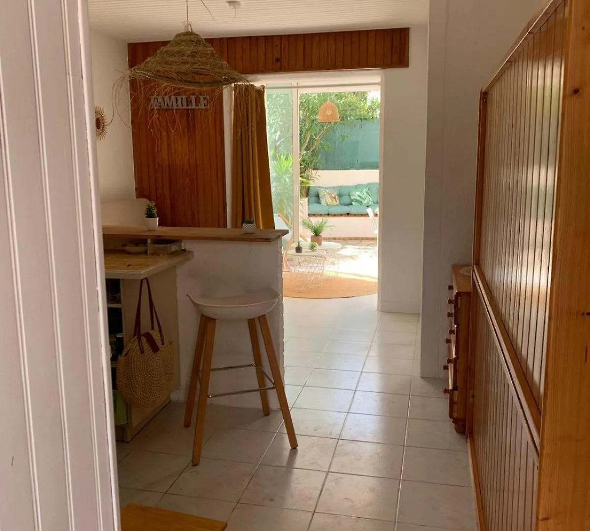 Bright Studio With Small Terrace Fréjus